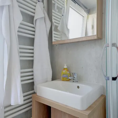 Tiny Haus Sonnendeck-18 By Interhome *