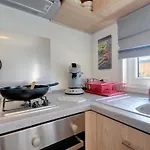 別荘 Tiny Haus Sonnendeck By Interhome